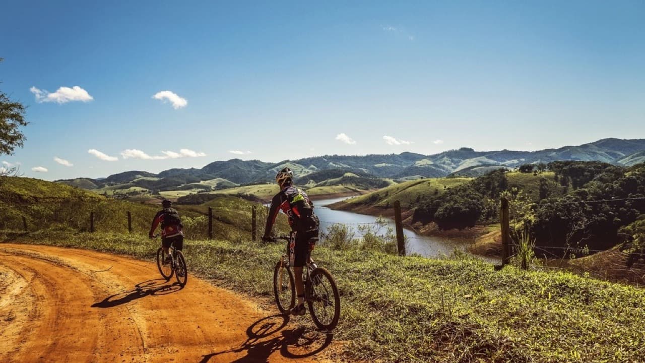 Imagem da notícia: IX Downhill Urbano leva a adrenalina às ruas de Constância a 12 de setembro