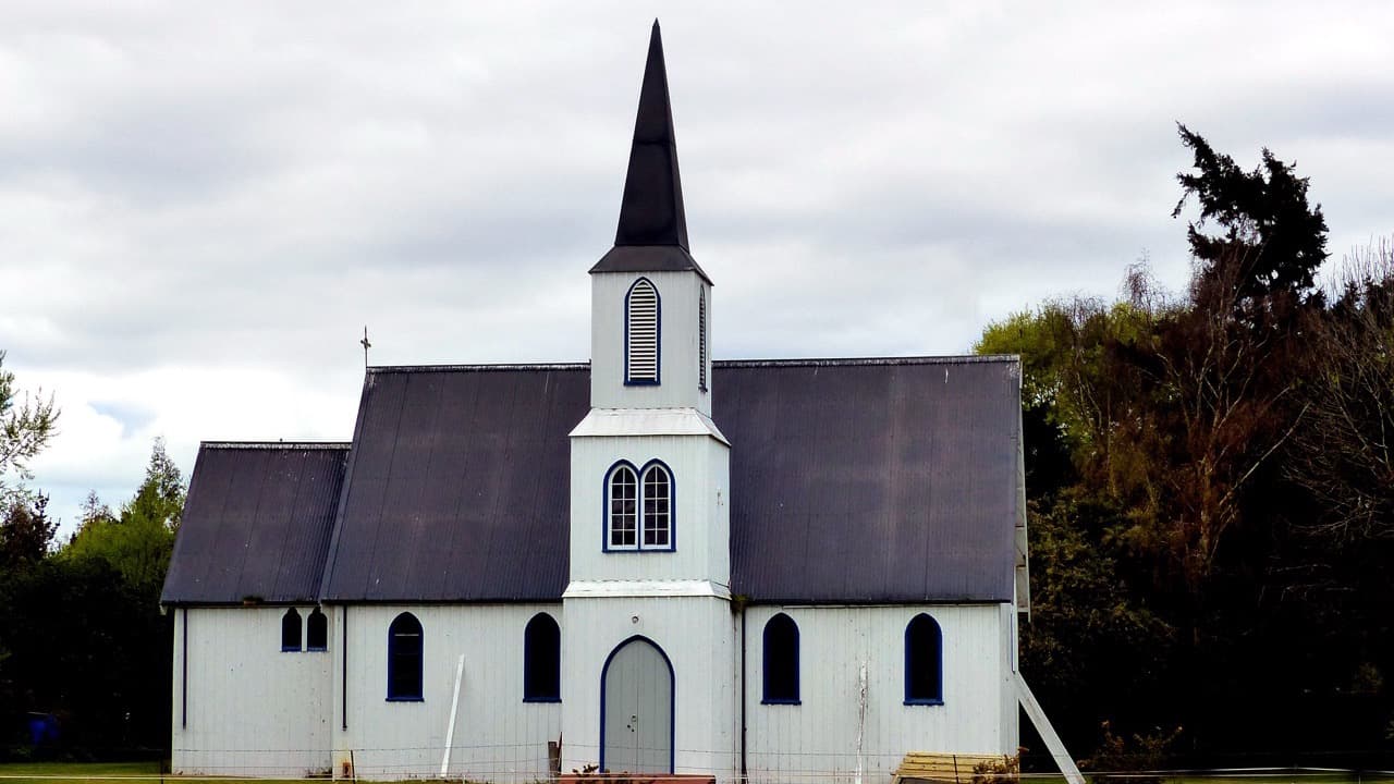 Imagem da notícia: Paróquia do Corvo reúne verba para as obras na cobertura da igreja matriz