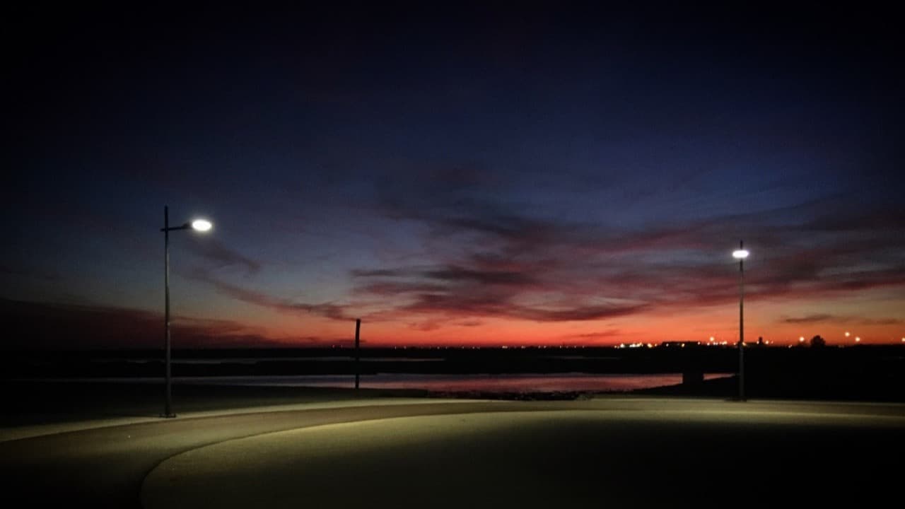 Imagem da notícia: Entroncamento apresenta novos modelos de esplanada e reforça a iluminação pública