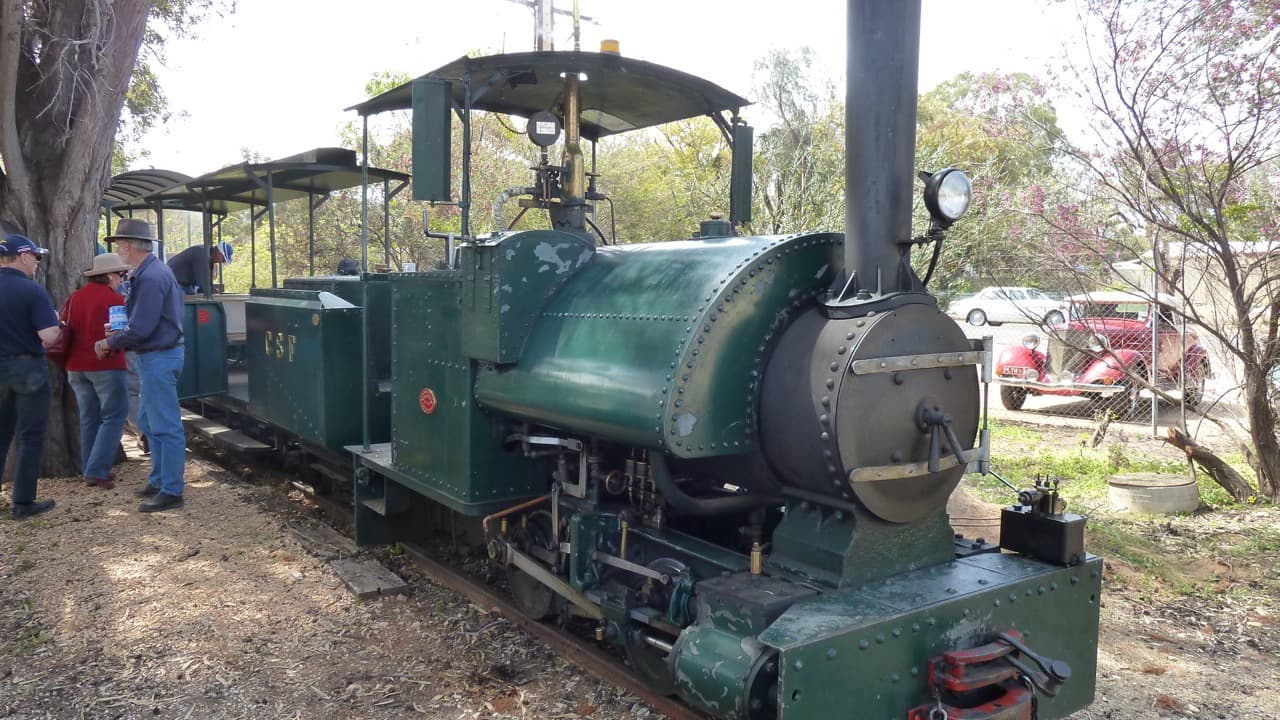 Imagem da notícia: Festival Vapor regressa ao Museu Nacional Ferroviário em outubro com Iolanda e Stereossauro