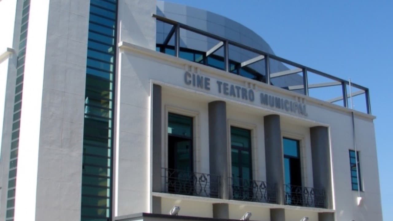 Imagem da notícia: Cine-Teatro de Estarreja fecha por cinco meses para obras de beneficiação