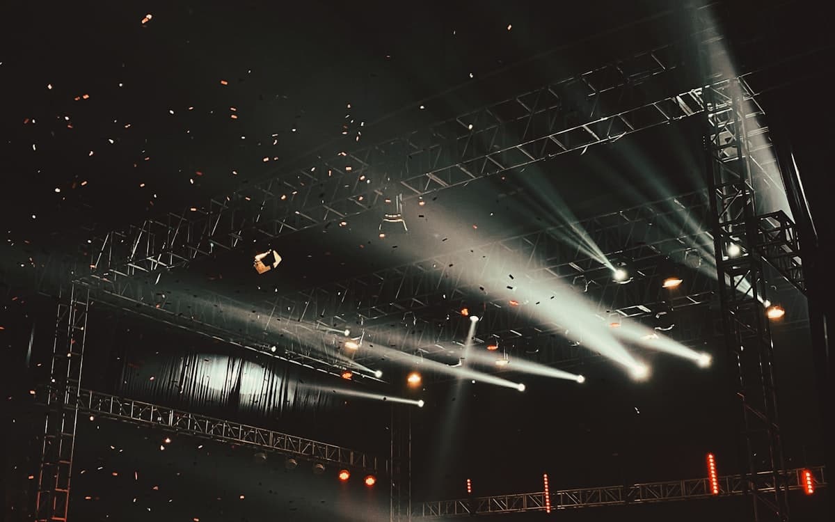 Imagem do evento: Concerto Cara de Espelho — Álbum 'B'