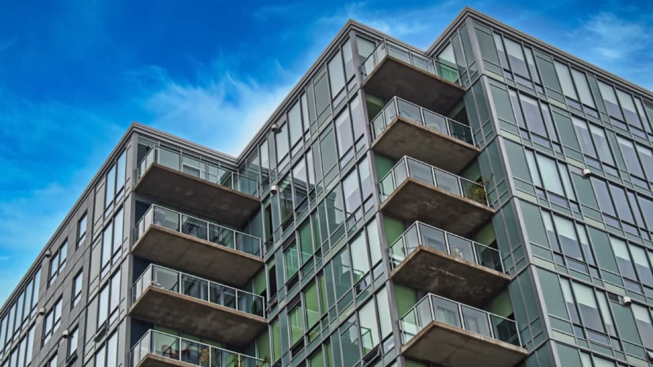 Imagem da notícia: IHRU abre concurso para arrendamento de 26 casas a custos controlados na Guarda-Gare