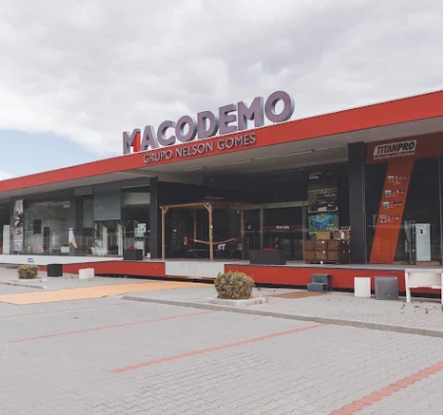 Logótipo de Macodemo — Grupo Gresdemo — Comércio em Moimenta da Beira