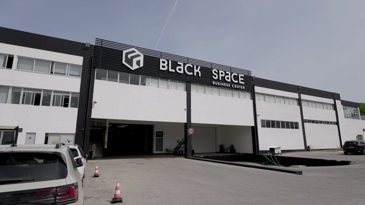 Imagem da notícia: Moita tem três espaços de self-storage para armazenamento