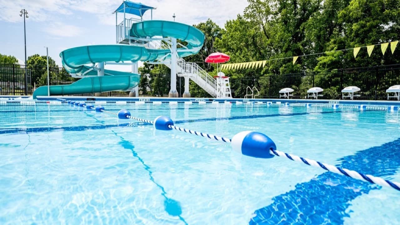 Imagem da notícia: Piscinas municipais de Abrantes passam a aceitar inscrições online