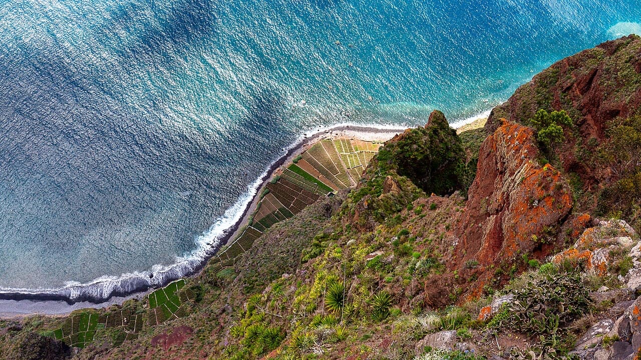Imagem da notícia: Câmara de Lobos eleita 6.º Melhor Destino Europeu para 2026