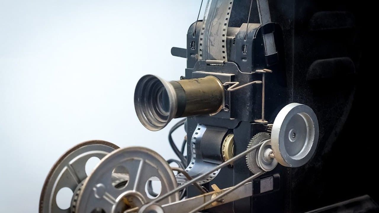 Imagem da notícia: Cinema ao ar livre regressa a Pombal com sessão gratuita no Largo do Auditório Municipal
