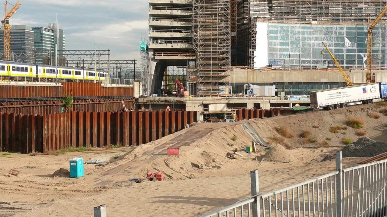 Imagem da notícia: Faro e Loulé investem um milhão de euros nas acessibilidades do futuro Hospital Central do Algarve