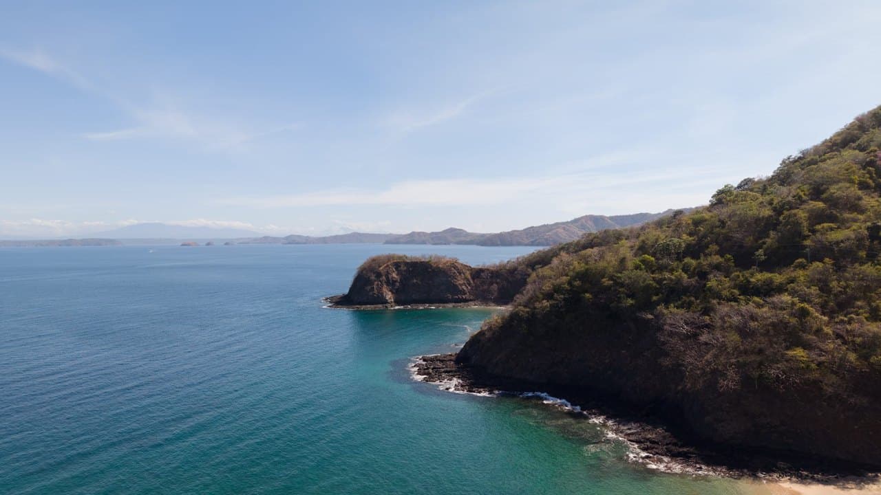 Imagem da notícia: Porto Santo é a segunda ilha mais em tendência do mundo para 2026, segundo a Expedia