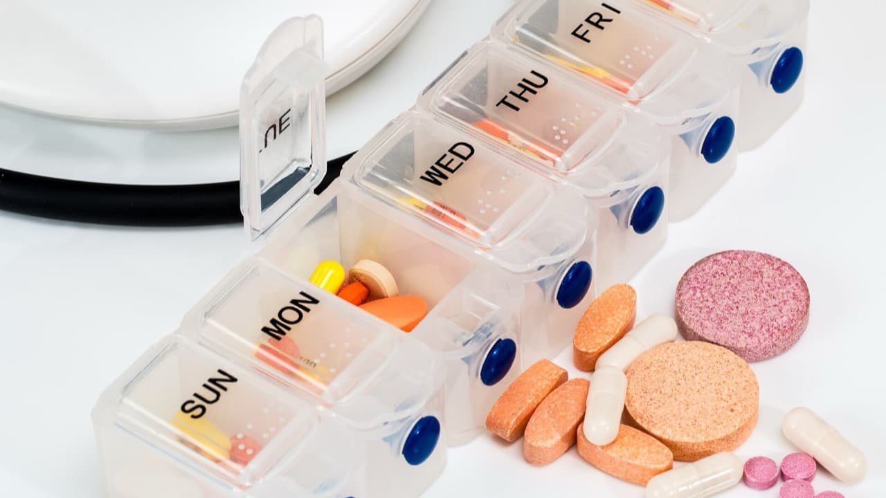 Imagem da notícia: Junta de Famalicão e Calendário cria transporte e entrega de medicamentos ao domicílio