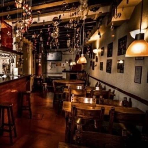 Logótipo de Taverna da Ladeira — Restauração
