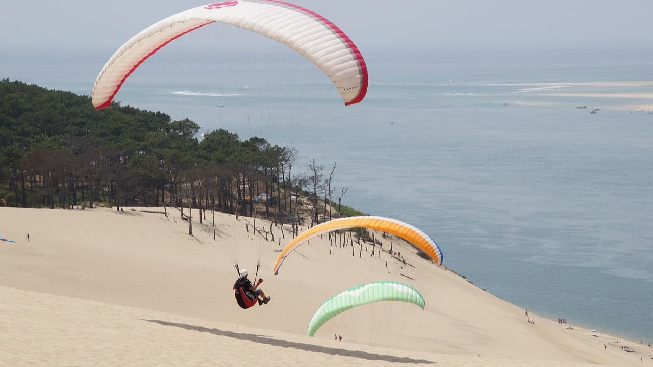Imagem da notícia: 32.º Festival Internacional de Parapente dos Açores coloriu os céus de São Miguel
