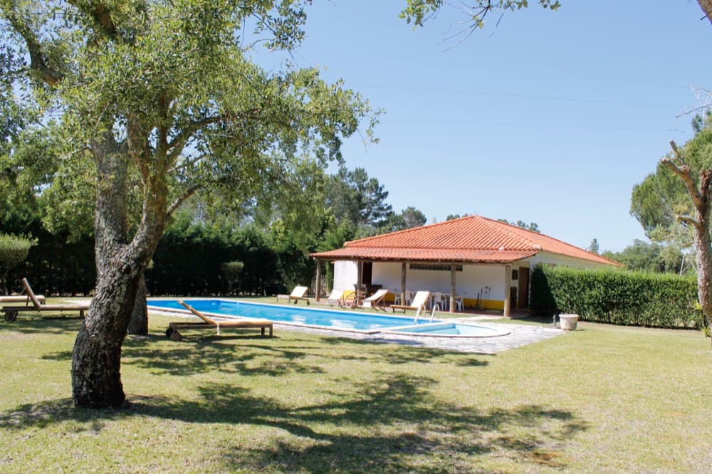 Logótipo de Quinta da Lagoa — Alojamento em Salvaterra de Magos