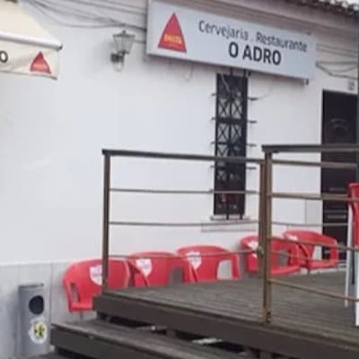 Logótipo de Restaurante O Adro — Restauração