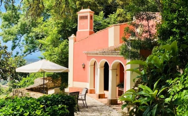 Logótipo de Casa Bohemia — Alojamento em Sintra