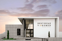Logótipo de Dentárias V - Promed — Saúde em Águeda