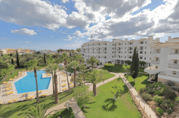 Logótipo de Vila Petra — Alojamento em Albufeira