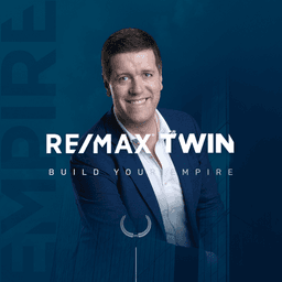 Logótipo de RE/MAX Twin — Imobiliário em Amadora