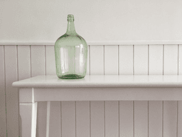 Logótipo de The Minimal House — Alojamento em Bombarral
