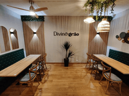 Logótipo de Divino Grão — Restauração em Braga