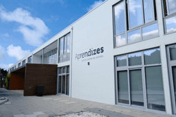 Logótipo de Aprendizes — Educação em Cascais