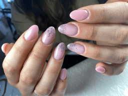 Logótipo de Ana Gonçalves — Beleza & Bem-estar em Funchal