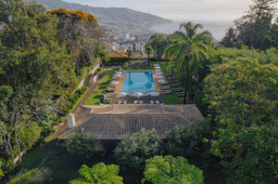 Logótipo de Quinta da Bela Vista — Alojamento em Funchal