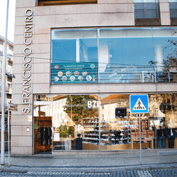 Logótipo de BZR Street Style — Comércio em Guimarães