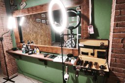 Logótipo de Barbearia Faialense — Beleza & Bem-estar em Horta