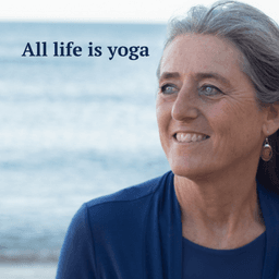 Logótipo de All life is Yoga — Desporto em Lagoa