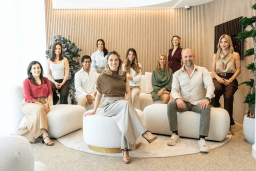 Logótipo de YOU - Clínica Dentária — Saúde em Mafra