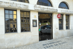 Logótipo de Luar de Algés — Restauração em Oeiras