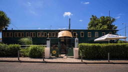 Logótipo de Train Restaurant Bar — Restauração em Oeiras