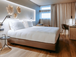 Logótipo de Mercure Fátima — Alojamento em Ourém