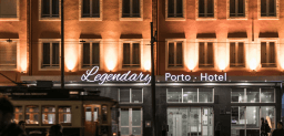 Logótipo de Legendary — Alojamento em Porto