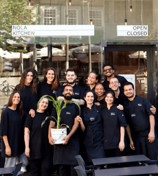 Logótipo de Nola Kitchen — Restauração em Porto