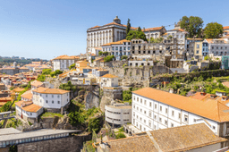 Logótipo de Rosalma Hostel — Alojamento em Porto