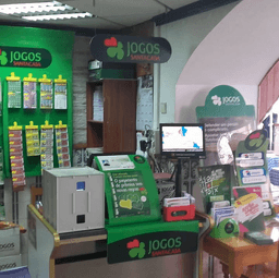 Logótipo de Restaurante O Farol — Restauração em Seia