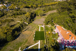Logótipo de Quinta de São Tadeu — Alojamento em Sintra