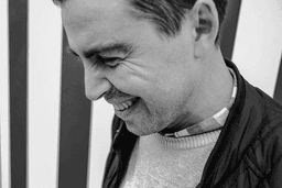 Logótipo de Nuno Pinto — Serviços em Vila Real