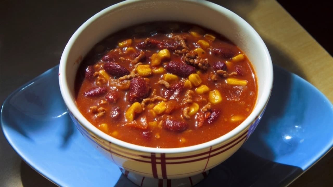 Imagem da notícia: Almeirim prepara-se para servir mais de quatro mil litros de sopa da pedra