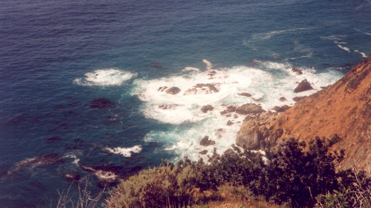 Imagem da notícia: Governo dos Açores reafirma conclusão do novo porto das Lajes das Flores até abril de 2030