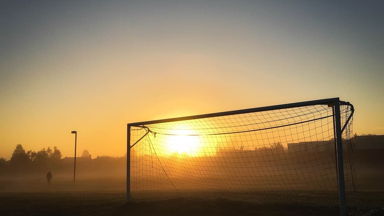 Imagem da notícia: Rosa Fontes, de Candedo, sagra-se campeã do Mediterrâneo em futebol feminino