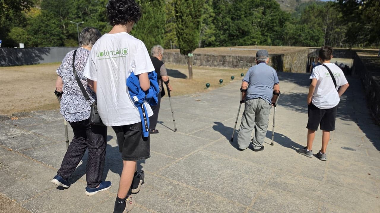 Imagem da notícia: Seniores de Terras de Bouro visitam Núcleo Museológico de Campo do Gerês