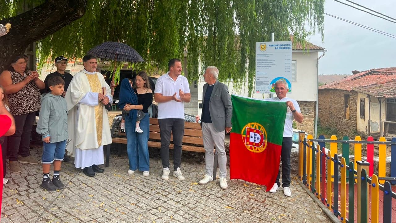 Imagem da notícia: Negreda inaugura parque infantil durante celebrações de São Bartolomeu