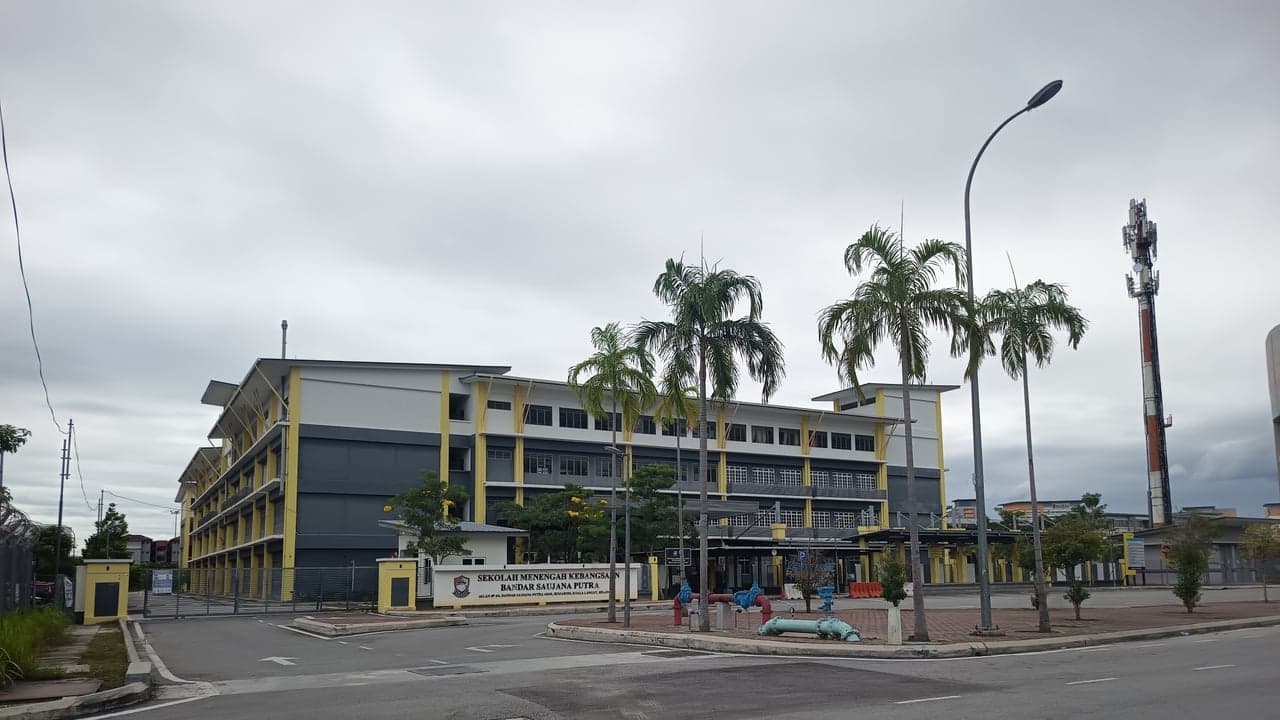 Imagem da notícia: Escola Secundária de Cascais inaugura novo edifício