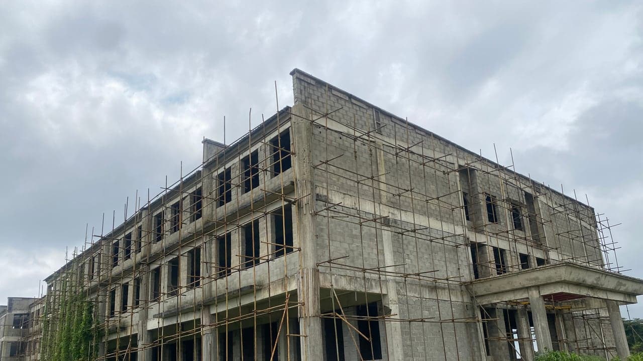 Imagem da notícia: Faculdade de Direito de Coimbra lidera notas de acesso ao Ensino Superior