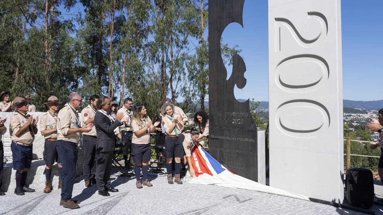 Imagem da notícia: Agrupamento 200 de Polvoreira assinala 85 anos