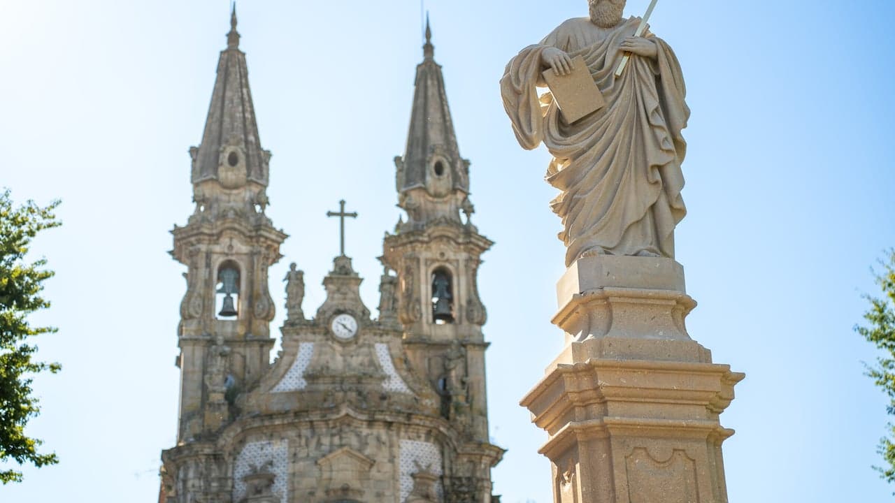 Imagem da notícia: Estátua de São Filipe inaugurada no Largo da República do Brasil
